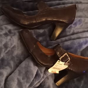 Jaclyn Smith sixe 7½, Black Mary Jane Heels